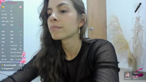 Snapshot of jessye_golden chatting on 6, 11, 2025 jessye_golden online show from 6, 11, 2025