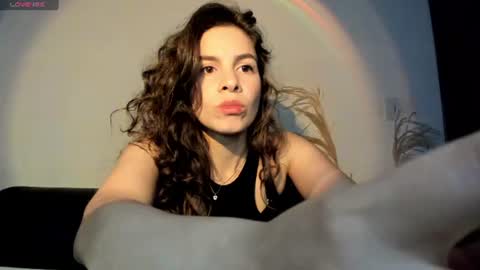 Snapshot of jessye_golden chatting on 18, 6, 2026 jessye_golden online show from 18, 6, 2026