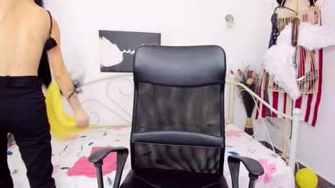 Snapshot of jessystarrr chatting on 2, 2, 2025 Jessy online show from 2, 2, 2025