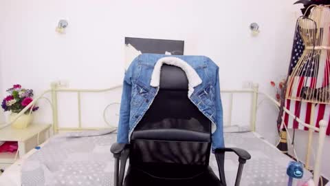 Snapshot of jessystarrr chatting on 5, 2, 2025 Jessy online show from 5, 2, 2025