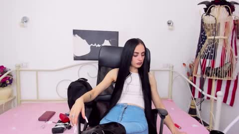 Snapshot of jessystarrr chatting on 6, 2, 2025 Jessy online show from 6, 2, 2025