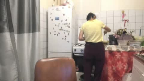 Snapshot of jessystarrr chatting on 5, 10, 2025 Jessy online show from 5, 10, 2025