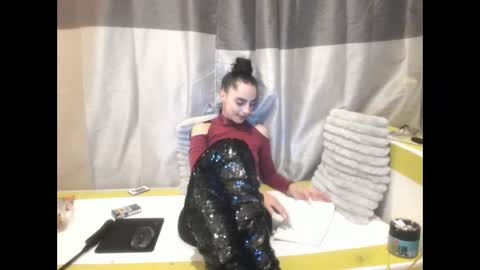 Snapshot of jessystarrr chatting on 26, 10, 2025 Jessy online show from 26, 10, 2025