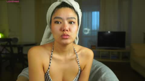 Hi all. My name is Naomi and Im glad to see you in my room  online show from 10, 4, 2026