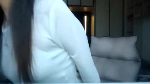 Snapshot of jettanicolay chatting on 4, 12, 2025 I am Gina ntmu Lets hit 10 Thumbs Up together online show from 4, 12, 2025