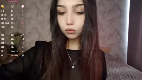 I am Gina ntmu Lets hit 10 Thumbs Up together online show from 6, 4, 2026