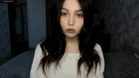 I am Gina ntmu Lets hit 10 Thumbs Up together online show from 28, 5, 2026