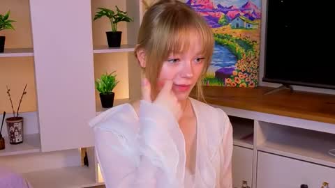 Gwen online show from 20, 2, 2026