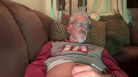 Snapshot of jewlronny chatting on 4, 3, 2025 jewlronny online show from 4, 3, 2025