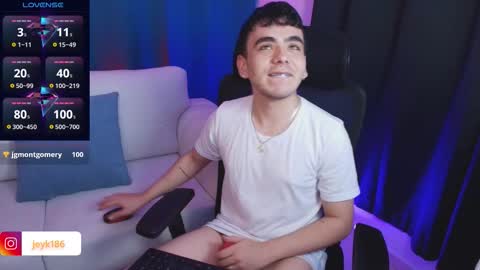 Snapshot of jey_keler chatting on 26, 11, 2025 jey keler online show from 26, 11, 2025