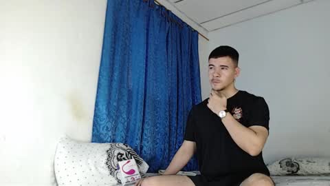 Snapshot of jeycob_happy97 chatting on 12, 1, 2025 Juan David online show from 12, 1, 2025