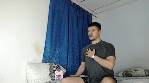 Snapshot of jeycob_happy97 chatting on 17, 1, 2025 Juan David online show from 17, 1, 2025