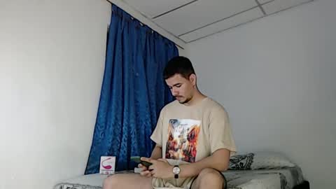 Snapshot of jeycob_happy97 chatting on 26, 2, 2025 Juan David online show from 26, 2, 2025