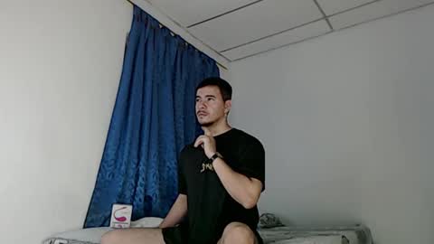 Snapshot of jeycob_happy97 chatting on 27, 2, 2025 Juan David online show from 27, 2, 2025