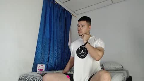 Snapshot of jeycob_happy97 chatting on 16, 9, 2025 Juan David online show from 16, 9, 2025