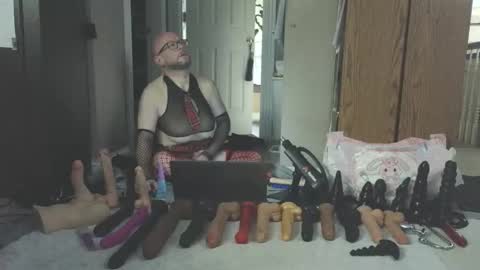 Snapshot of jghosty69 chatting on 2, 11, 2025 Nasty Cumslut online show from 2, 11, 2025