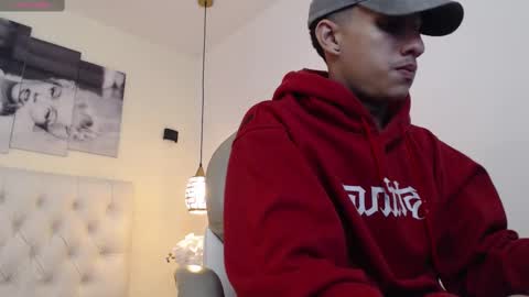 Snapshot of jheidertwink chatting on 19, 12, 2024 Jheider R. online show from 19, 12, 2024