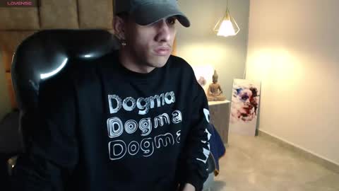 Snapshot of jheidertwink chatting on 23, 12, 2024 Jheider R. online show from 23, 12, 2024