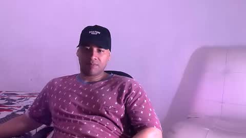 En moreno online show from 30, 11, 2025