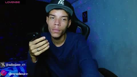 Snapshot of jhojan_foxxx1 chatting on 15, 12, 2025 Jhohan Fox online show from 15, 12, 2025