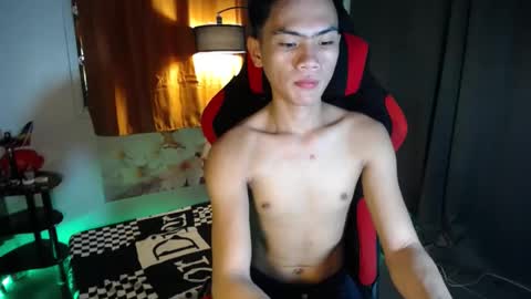 jhon_cummer online show from 13, 5, 2026