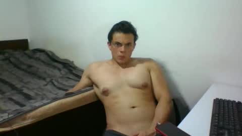 Snapshot of jhon_walkersky chatting on 4, 12, 2025 jhon_walkersky online show from 4, 12, 2025