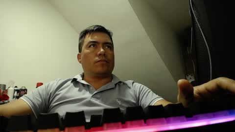 Snapshot of jhonatan_morales_s chatting on 11, 4, 2026 jhonatan_morales_s online show from 11, 4, 2026