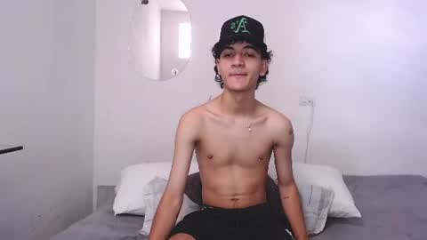 jhonay__cute online show from 5, 7, 2026