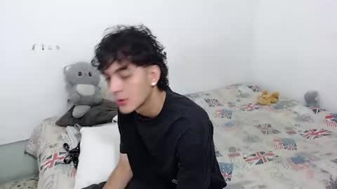 jhonay__cute online show from 2, 8, 2026