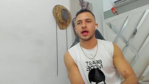 Snapshot of jhonny_flames7 chatting on 9, 2, 2025 jhonny online show from 9, 2, 2025