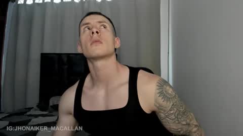 Jhonaiker online show from 12, 2, 2026