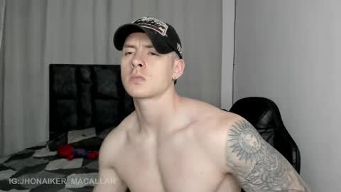 Jhonaiker online show from 7, 3, 2026