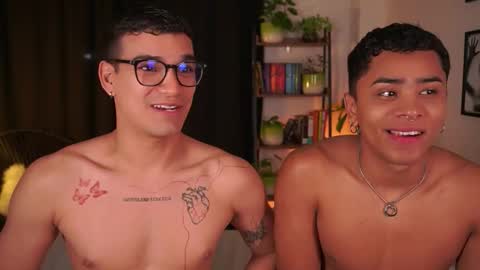 Snapshot of jhonnyx_ chatting on 4, 10, 2025 Jhonny online show from 4, 10, 2025