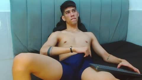 Snapshot of jhony_sex3 chatting on 1, 8, 2026 jhony_sex3 online show from 1, 8, 2026
