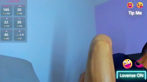 Jhony Alzate online show from 11, 12, 2024