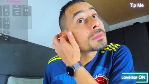 Jhony Alzate online show from 10, 10, 2025