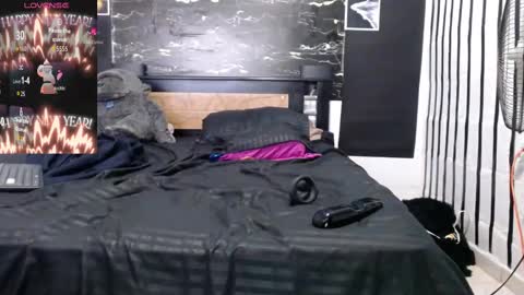 jhosuamoore2 online show from 2, 10, 2025