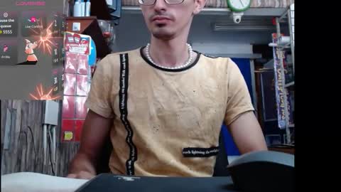 jhosuamoore2 online show from 2, 11, 2025