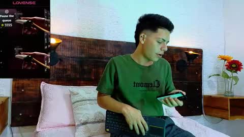 Snapshot of jhosuavega chatting on 4, 10, 2025 jhosuavega online show from 4, 10, 2025