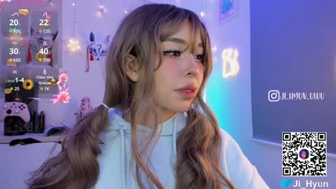 Snapshot of ji_hyun chatting on 5, 12, 2024 Ji online show from 5, 12, 2024