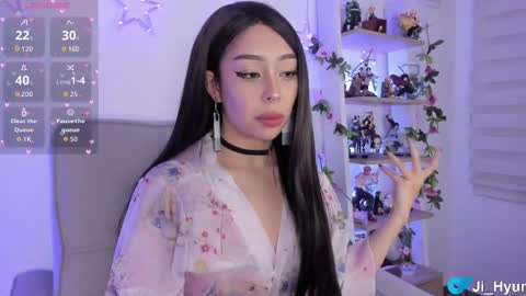 Snapshot of ji_hyun chatting on 5, 12, 2025 Ji online show from 5, 12, 2025