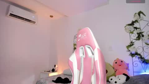 Jiggly online show from 15, 9, 2025