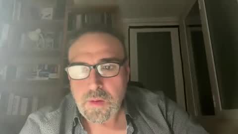 Snapshot of jim_dick chatting on 19, 12, 2025 Jim Dick online show from 19, 12, 2025