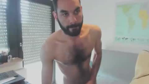 Snapshot of jimbob5005 chatting on 10, 10, 2025 jimbob5005 online show from 10, 10, 2025