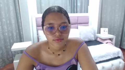 Jimena  online show from 24, 9, 2025