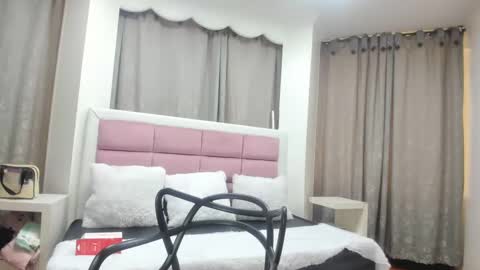 Jimena  online show from 3, 10, 2025