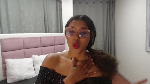 Jimena  online show from 14, 10, 2025