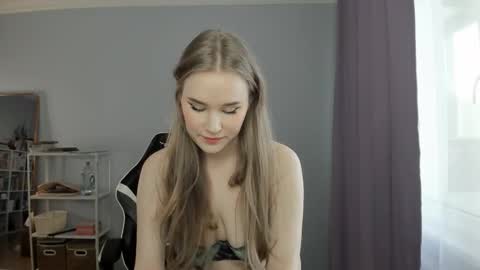 Amy  next stream on Wednesday Thursday Friday Saturday and Sunday at 16 pm GMT3 online show from 28, 9, 2025