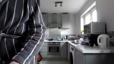 Jimmy Benido online show from 2, 4, 2026