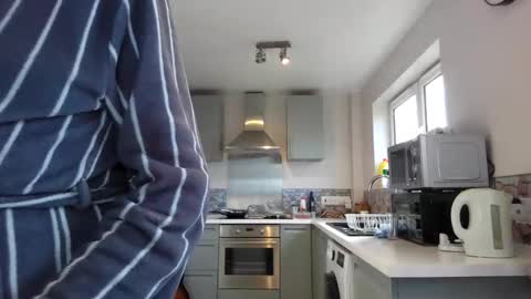 Jimmy Benido online show from 3, 4, 2026